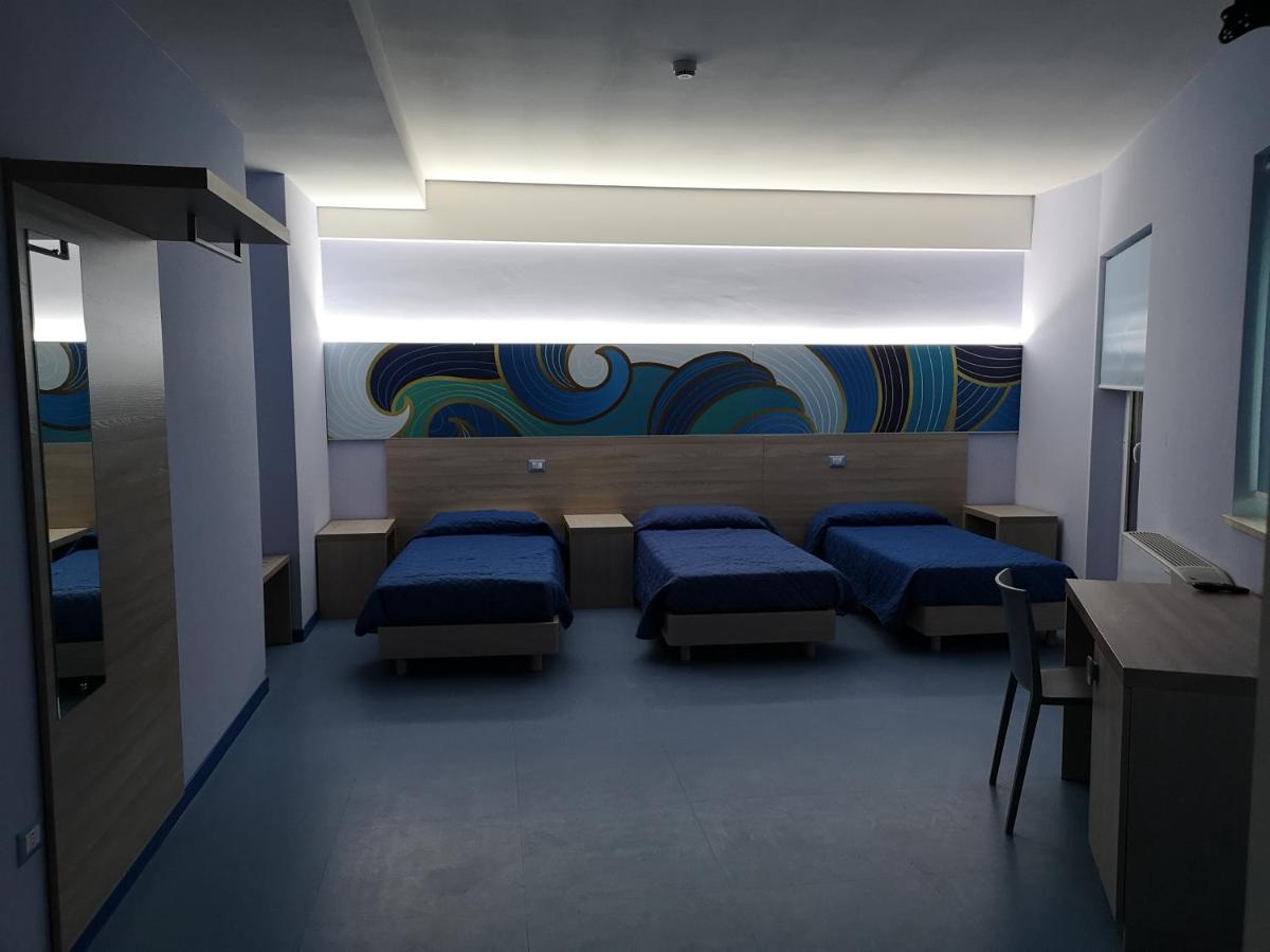 Hotel Clodi Асколи Пичено Екстериор снимка
